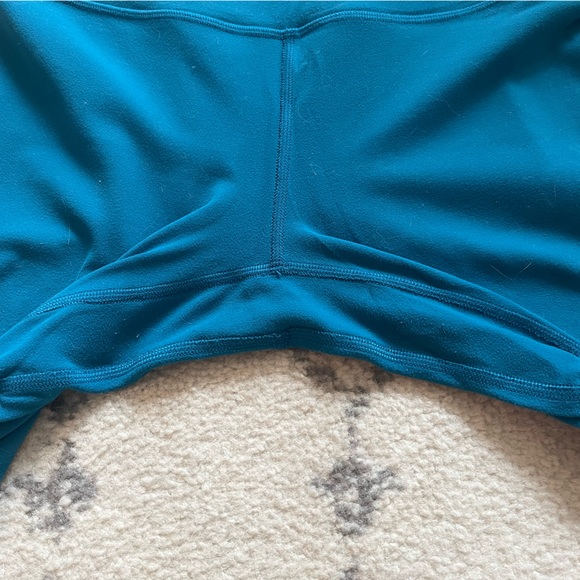 Lululemon align 25” Capri - Picture 4 of 7